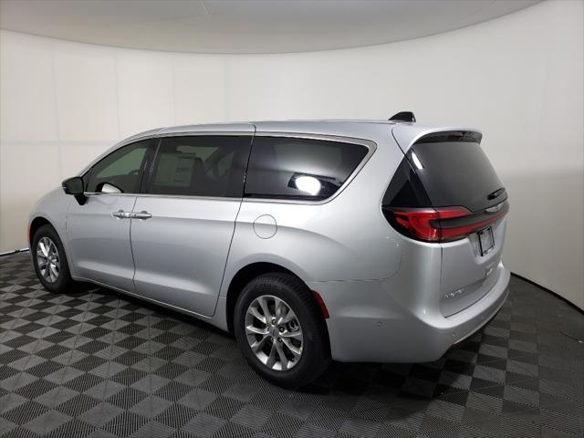 2024 Chrysler Pacifica PACIFICA TOURING L AWD