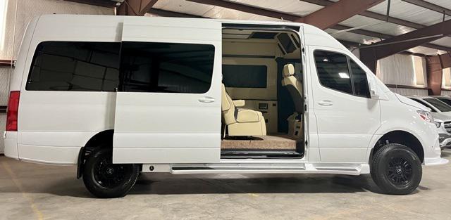 2023 Mercedes-Benz Sprinter 2500 High Roof 4-Cyl Diesel HO