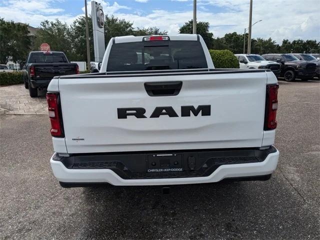 2025 RAM Ram 1500 RAM 1500 TRADESMAN QUAD CAB 4X2 64 BOX