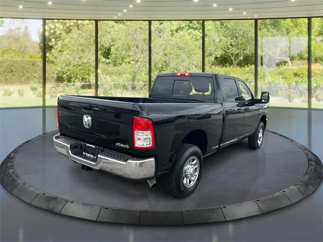 2023 RAM 2500 Tradesman Crew Cab 4x4 64 Box