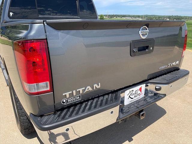 2014 Nissan Titan SV