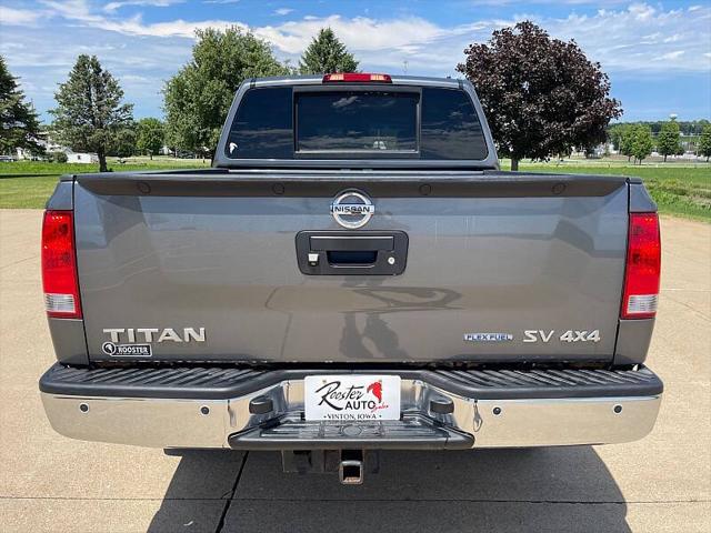 2014 Nissan Titan SV