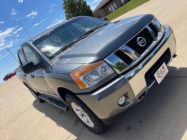 2014 Nissan Titan SV