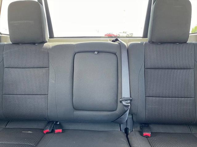 2014 Nissan Titan SV