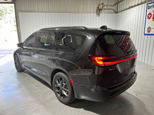 2023 Chrysler Pacifica Touring L AWD