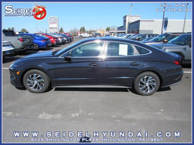 2023 Hyundai Sonata Hybrid Blue