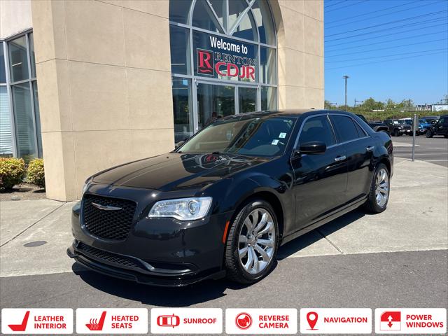 2017 Chrysler 300 Limited