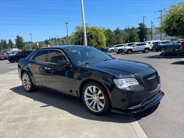 2017 Chrysler 300 Limited