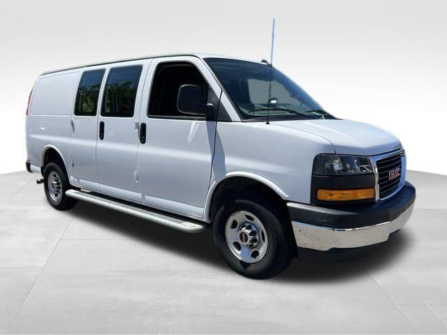 2021 GMC Savana Cargo