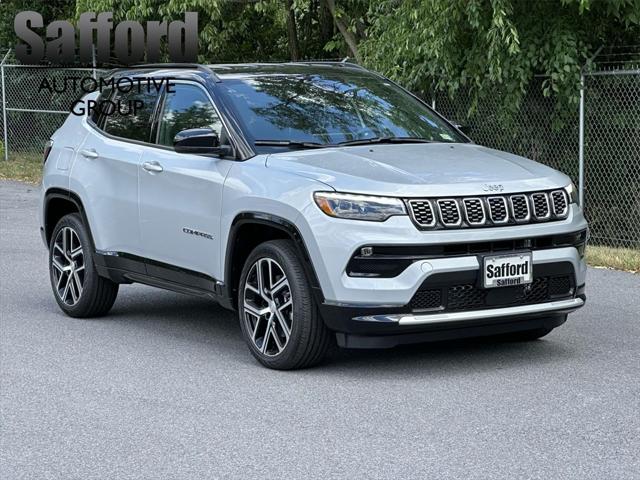 2024 Jeep Compass COMPASS LIMITED 4X4