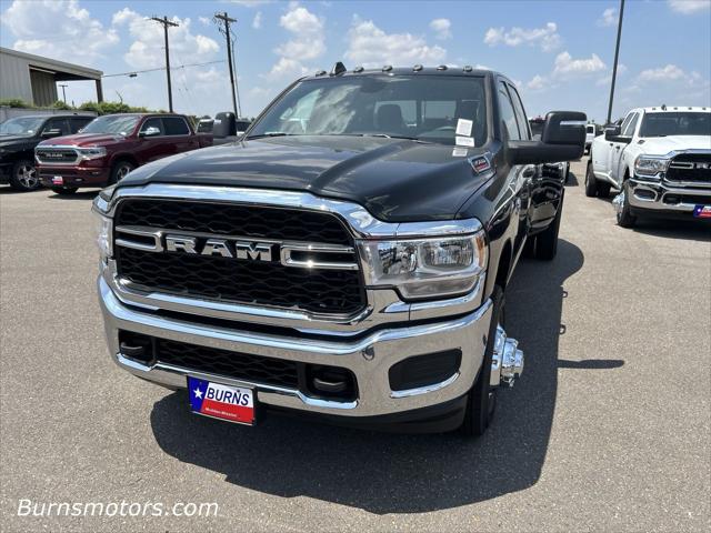 2024 RAM Ram 3500 RAM 3500 TRADESMAN CREW CAB 4X4 8 BOX