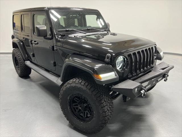 2020 Jeep Wrangler Unlimited Sahara Altitude 4X4