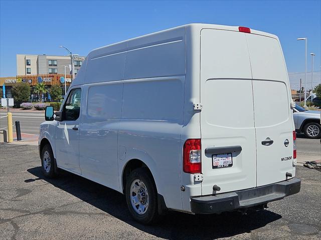 2021 Nissan NV Cargo NV2500 HD SV High Roof V8