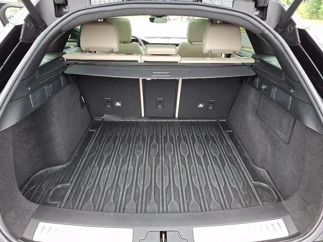 2018 Land Rover Range Rover Velar P250 SE R-Dynamic