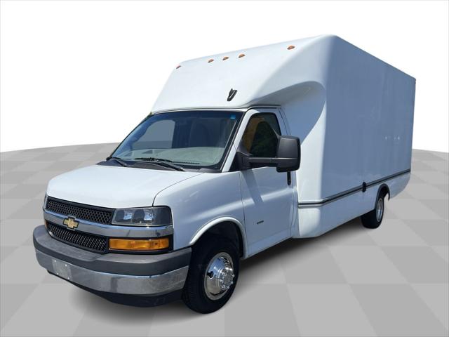 2019 Chevrolet Express Cutaway Work Van