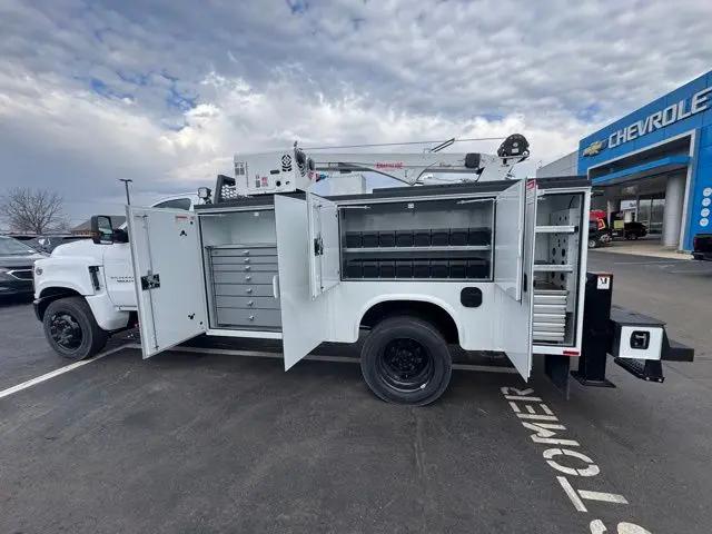2024 Chevrolet Silverado 6500HD 1WT