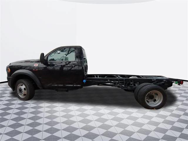2024 RAM Ram 5500 Chassis Cab RAM 5500 TRADESMAN CHASSIS REGULAR CAB 4X4 84 CA