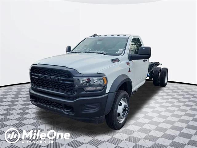 2024 RAM Ram 5500 Chassis Cab RAM 5500 TRADESMAN CHASSIS REGULAR CAB 4X4 84 CA