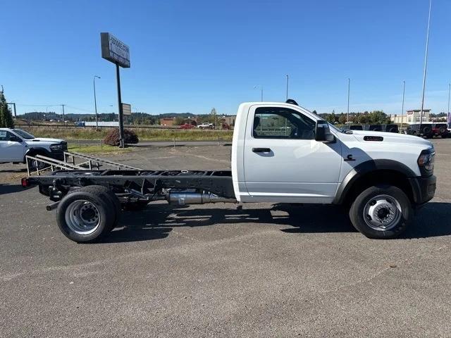 2024 RAM Ram 5500 Chassis Cab RAM 5500 TRADESMAN CHASSIS REGULAR CAB 4X4 84 CA