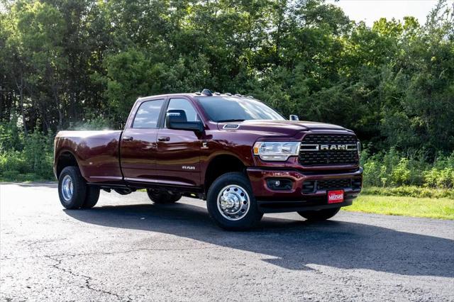 2024 RAM Ram 3500 RAM 3500 LONE STAR CREW CAB 4X4 8 BOX