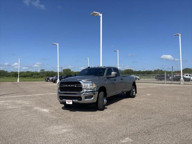 2024 RAM Ram 3500 RAM 3500 TRADESMAN CREW CAB 4X4 8 BOX