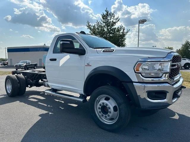 2024 RAM Ram 5500 Chassis Cab RAM 5500 TRADESMAN CHASSIS REGULAR CAB 4X4 84 CA