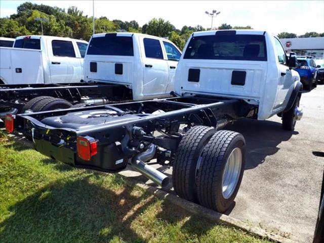 2024 RAM Ram 5500 Chassis Cab RAM 5500 TRADESMAN CHASSIS REGULAR CAB 4X4 84 CA