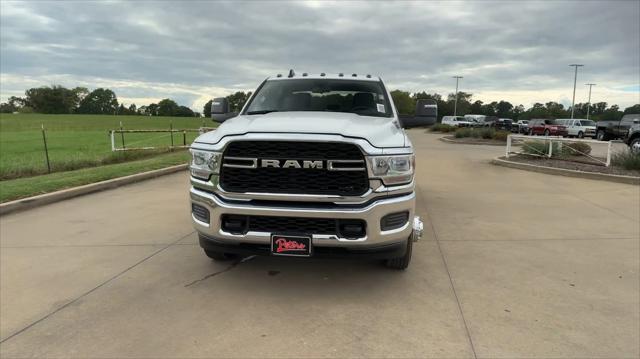 2024 RAM Ram 3500 RAM 3500 TRADESMAN CREW CAB 4X4 8 BOX