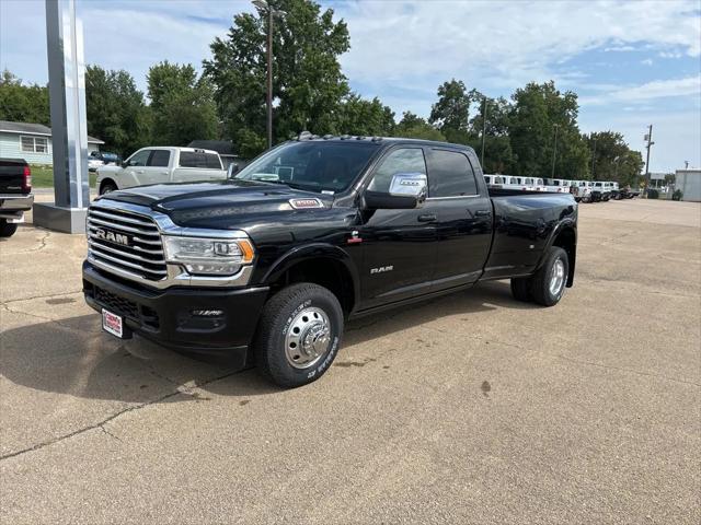 2024 RAM Ram 3500 RAM 3500 LIMITED LONGHORN CREW CAB 4X4 8 BOX