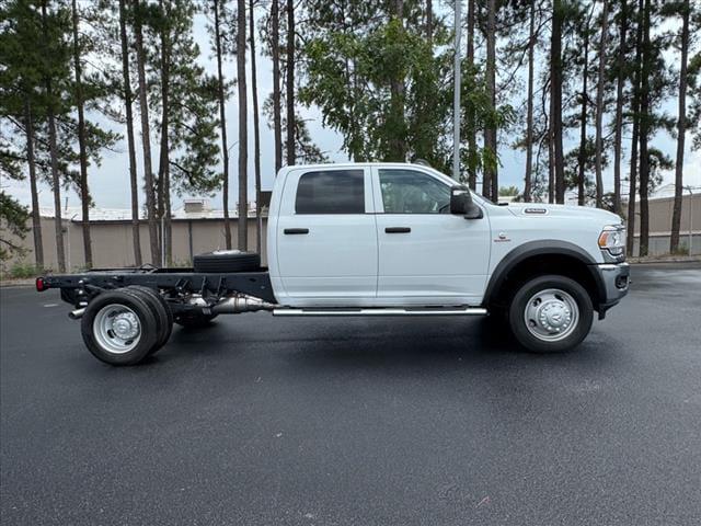 2024 RAM Ram 5500 Chassis Cab RAM 5500 TRADESMAN CHASSIS CREW CAB 4X4 60 CA