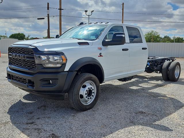 2024 RAM Ram 5500 Chassis Cab RAM 5500 TRADESMAN CHASSIS CREW CAB 4X4 84 CA