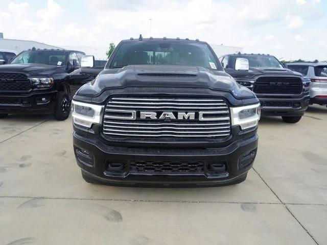 2024 RAM Ram 3500 RAM 3500 LARAMIE CREW CAB 4X4 8 BOX