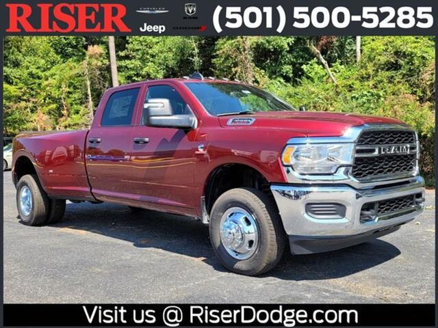 2024 RAM Ram 3500 RAM 3500 TRADESMAN CREW CAB 4X4 8 BOX