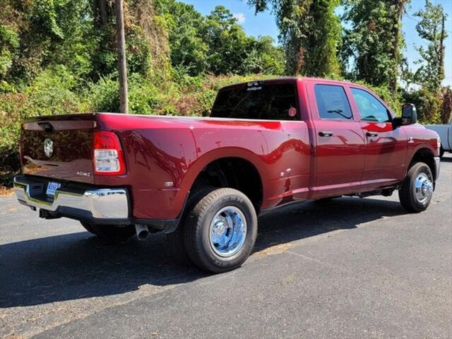 2024 RAM Ram 3500 RAM 3500 TRADESMAN CREW CAB 4X4 8 BOX