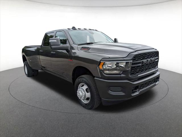 2024 RAM Ram 3500 RAM 3500 TRADESMAN CREW CAB 4X4 8 BOX