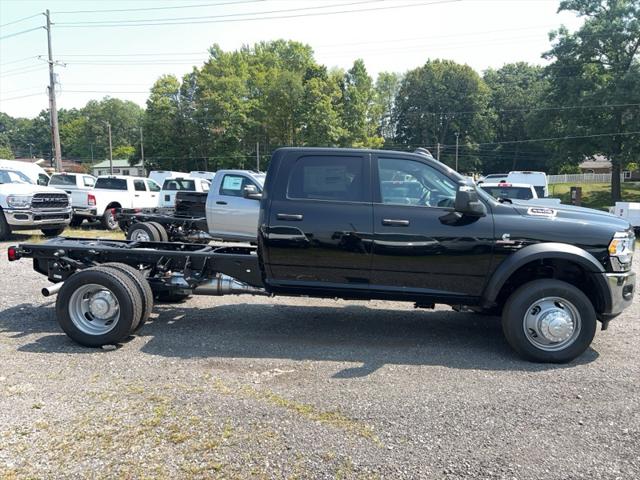 2024 RAM Ram 5500 Chassis Cab RAM 5500 TRADESMAN CHASSIS CREW CAB 4X4 60 CA