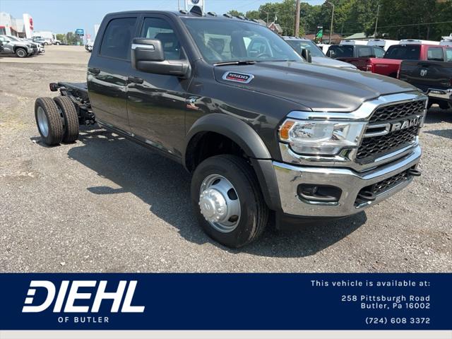 2024 RAM Ram 5500 Chassis Cab RAM 5500 TRADESMAN CHASSIS CREW CAB 4X4 60 CA