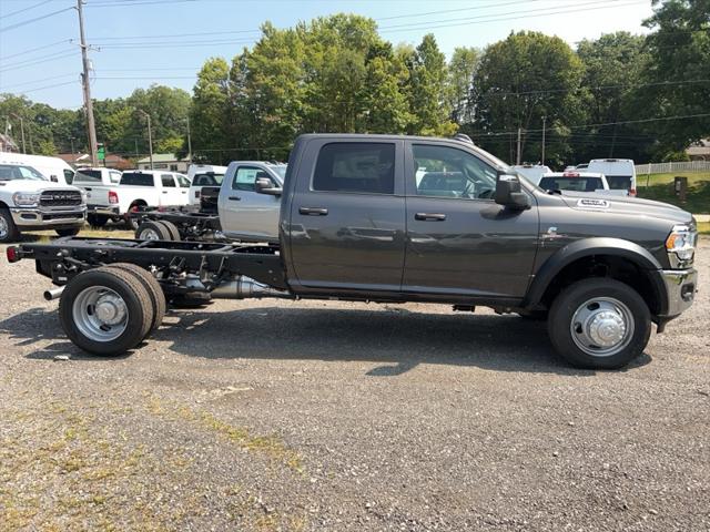 2024 RAM Ram 5500 Chassis Cab RAM 5500 TRADESMAN CHASSIS CREW CAB 4X4 60 CA