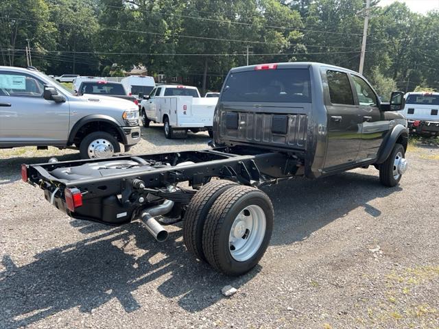 2024 RAM Ram 5500 Chassis Cab RAM 5500 TRADESMAN CHASSIS CREW CAB 4X4 60 CA