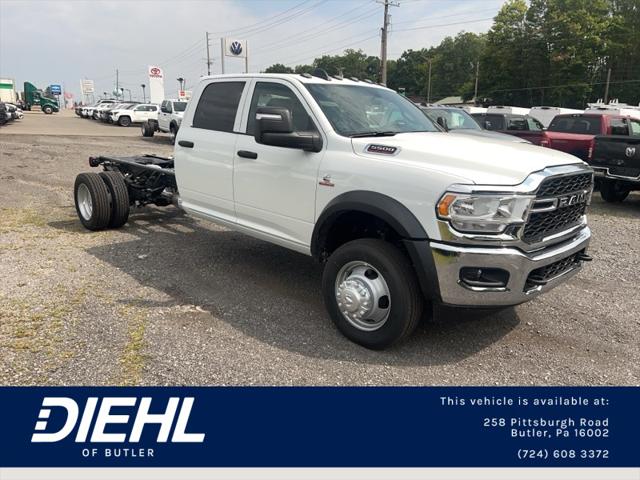 2024 RAM Ram 5500 Chassis Cab RAM 5500 TRADESMAN CHASSIS CREW CAB 4X4 84 CA