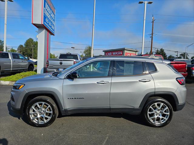 2022 Jeep Compass Latitude Lux 4x4