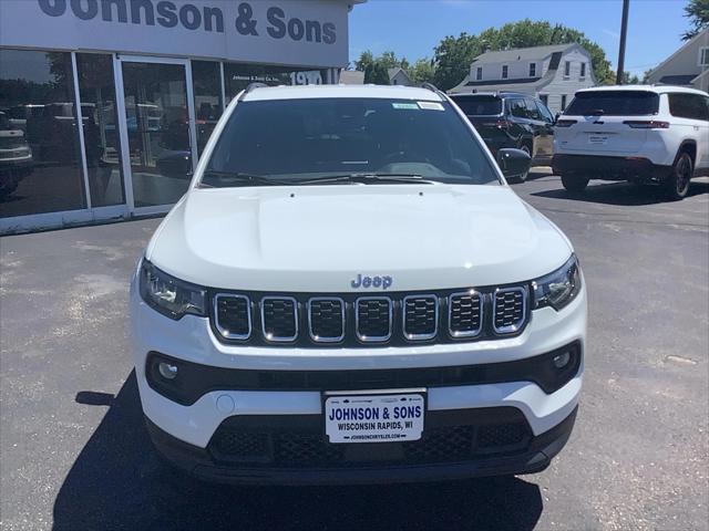 2024 Jeep Compass COMPASS LATITUDE 4X4