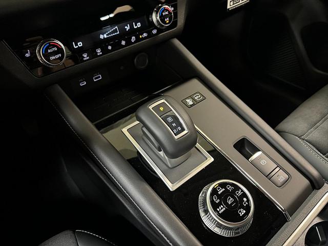 2024 Mitsubishi Outlander PHEV SE S-AWC