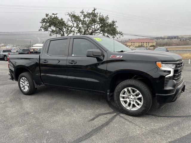 2023 Chevrolet Silverado 1500 4WD Crew Cab Short Bed RST