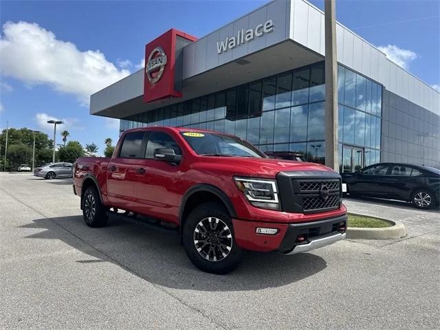 2023 Nissan TITAN Crew Cab PRO-4X 4x4