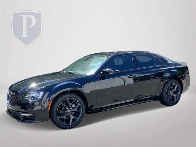 2023 Chrysler Chrysler 300 300 TOURING L RWD