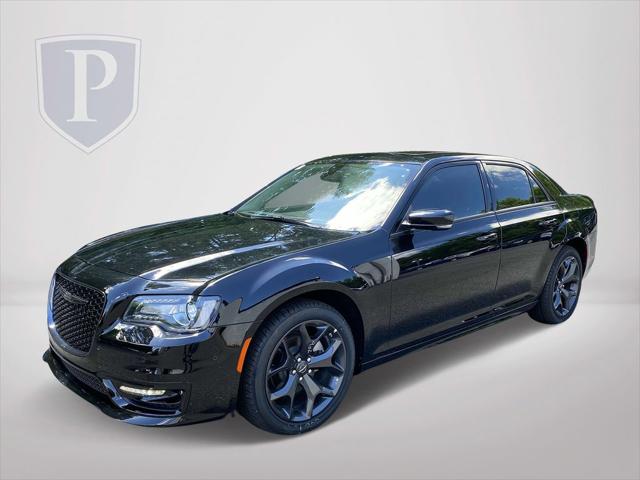 2023 Chrysler Chrysler 300 300 TOURING L RWD