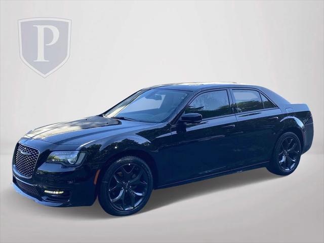 2023 Chrysler Chrysler 300 300 TOURING L RWD