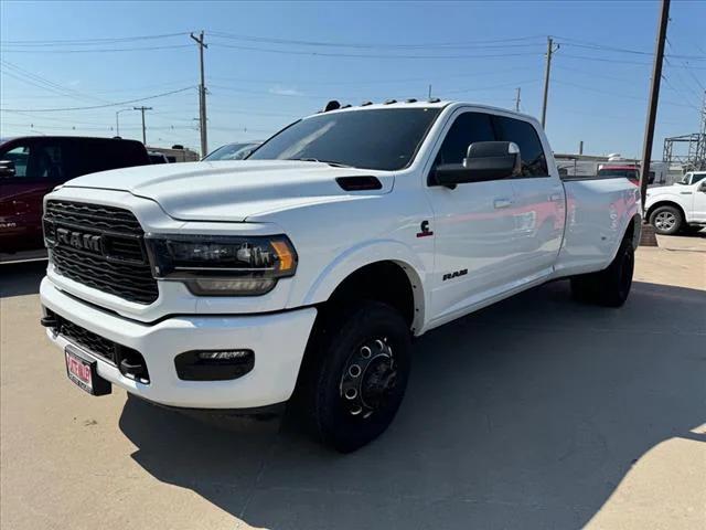 2022 RAM 3500 Limited Crew Cab 4x4 8 Box
