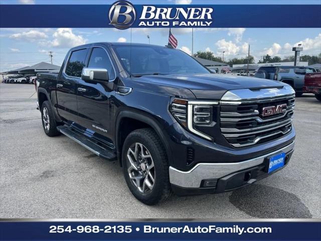 2022 GMC Sierra 1500 4WD Crew Cab Short Box SLT